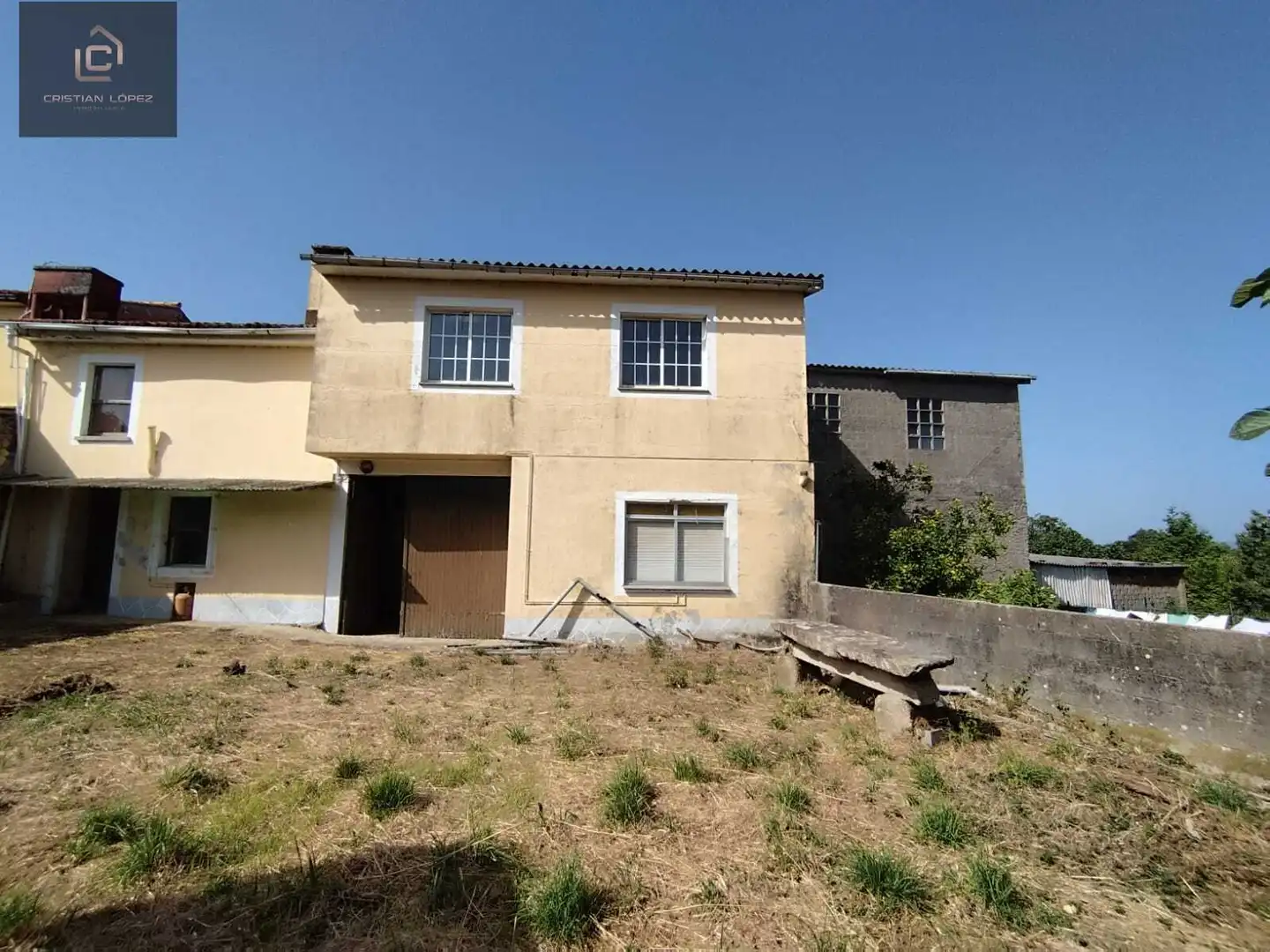 Exterior view of Houses for sale in Abegondo  with Private garden and Storage room
