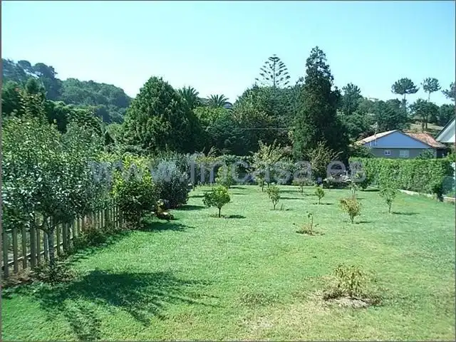 Casa o chalet en venta en Nigrán con Jardín privado, Parquet y Trastero