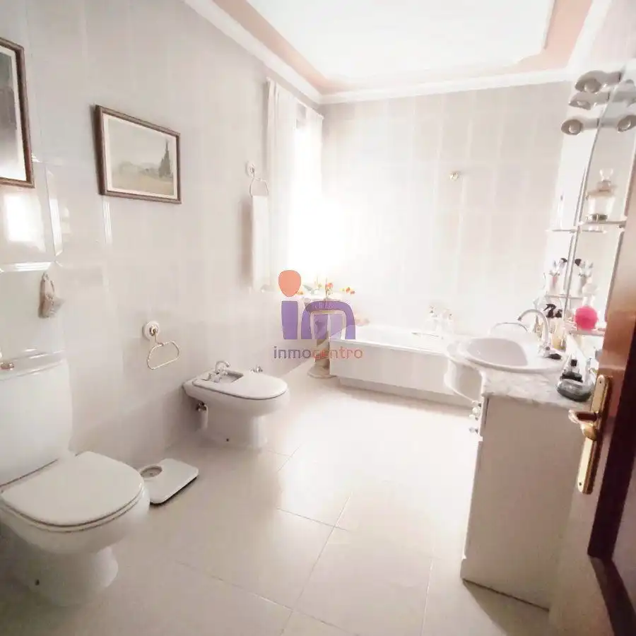 Casa con terraza en venta en Valdepeñas, imagen 8
