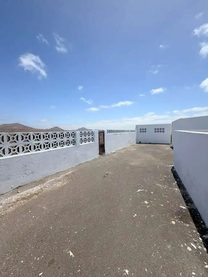 Vista exterior de Casa o chalet en venta en San Bartolomé con Terraza y Piscina