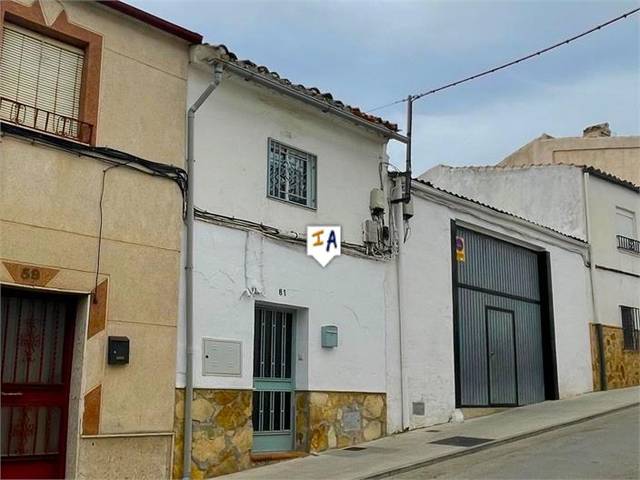 Casa adosada en Venta en Martos