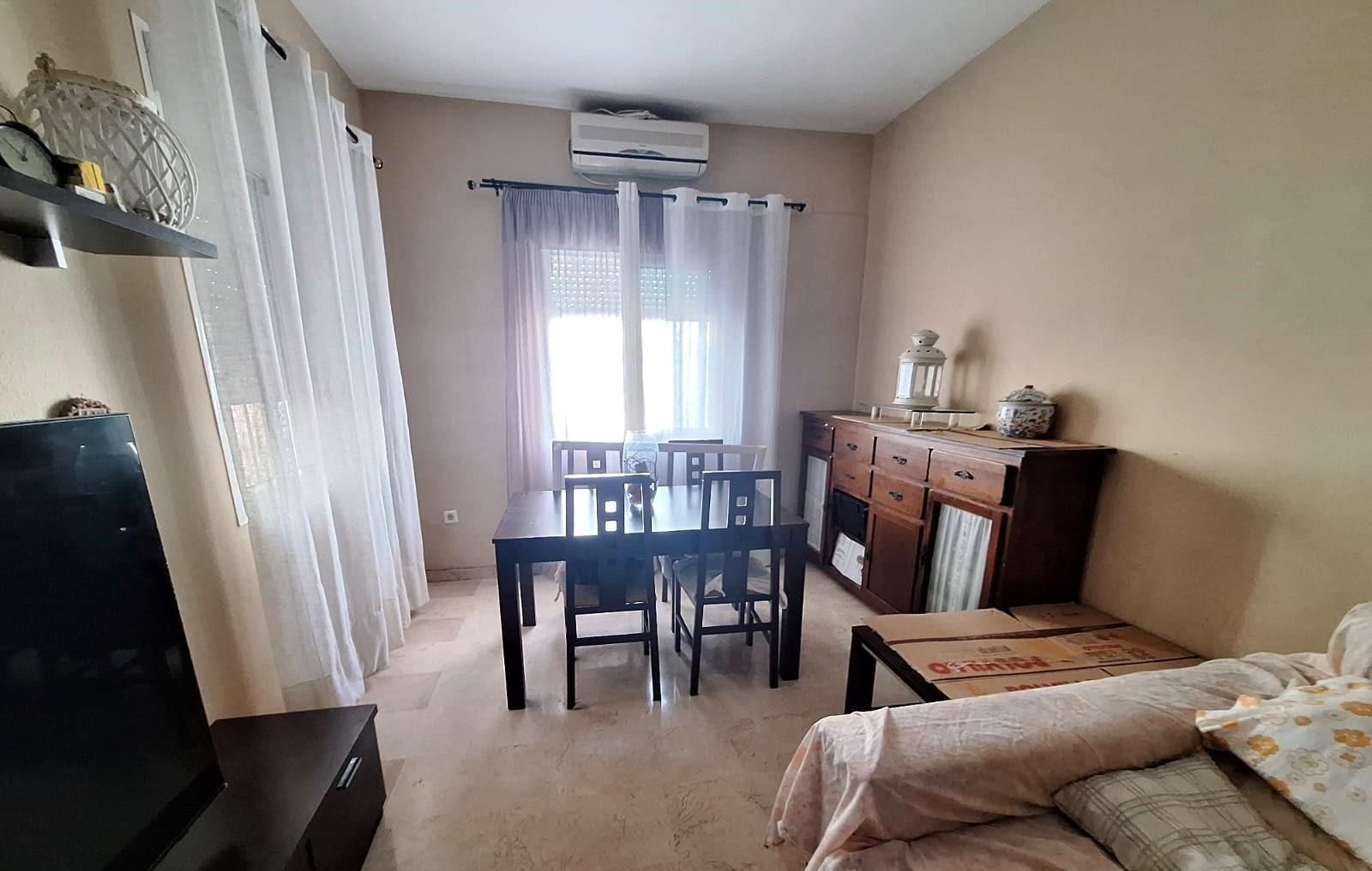 Sala d'estar de Casa o xalet en venda en Burguillos amb Aire condicionat, Terrassa i Balcó