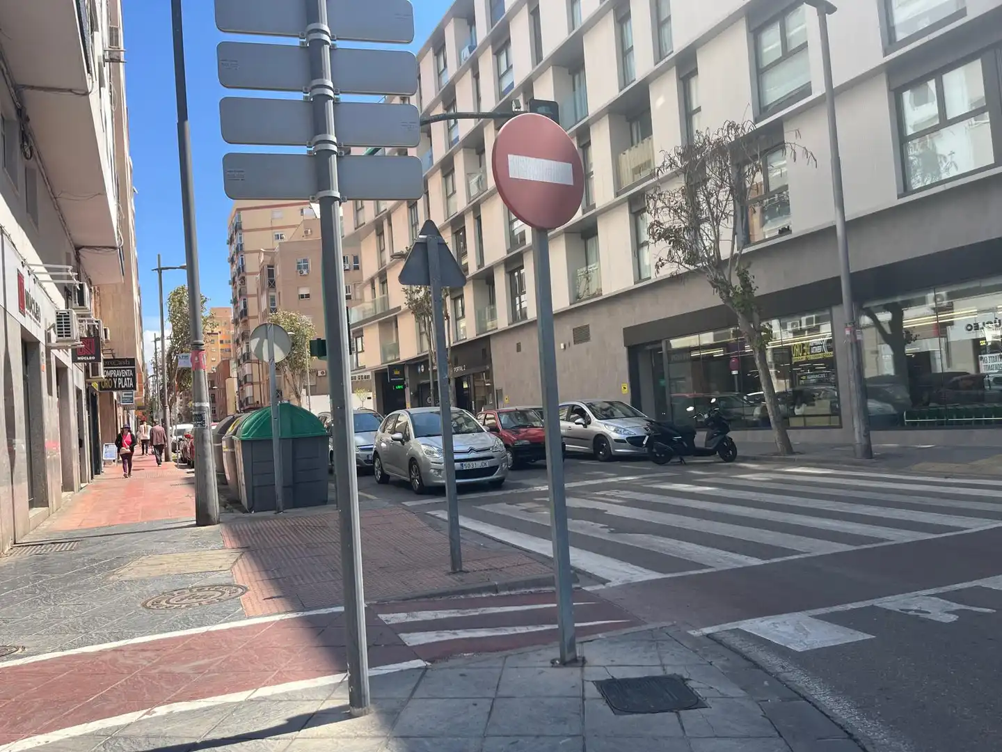 Vista exterior de Pis en venda en Almería amb Aire condicionat, Calefacció i Parquet