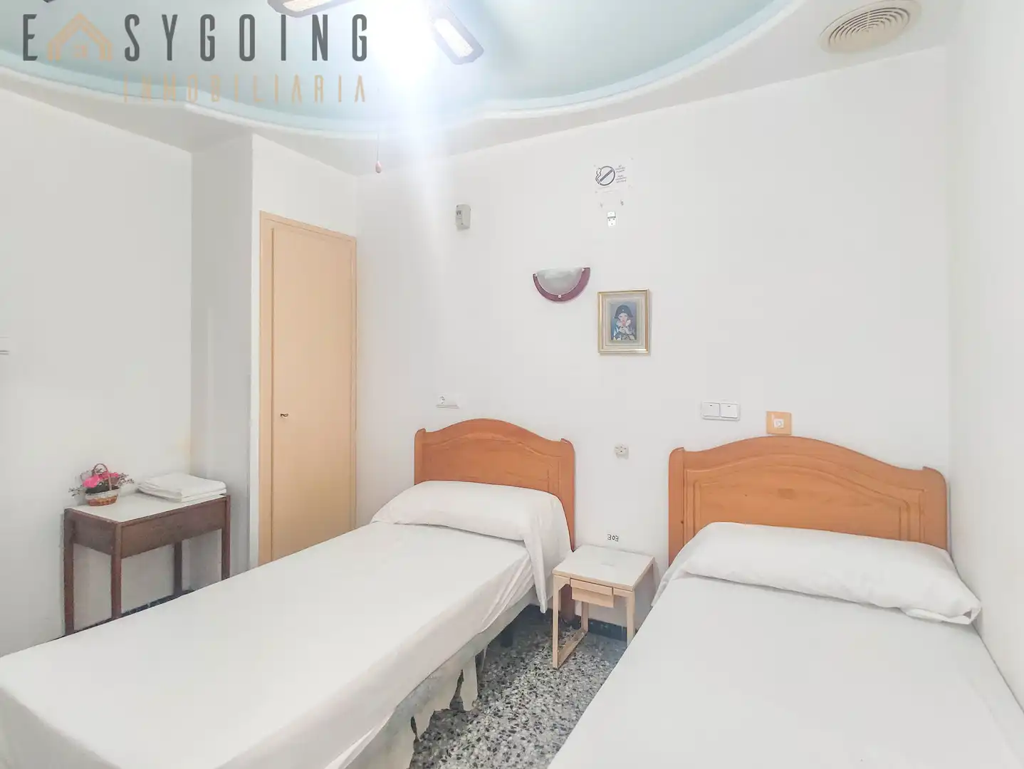 Habitación de Edificio en venta en Santa Pola