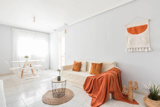 Piso en Venta en Calle RUBEN DARIO, 1 en Centro