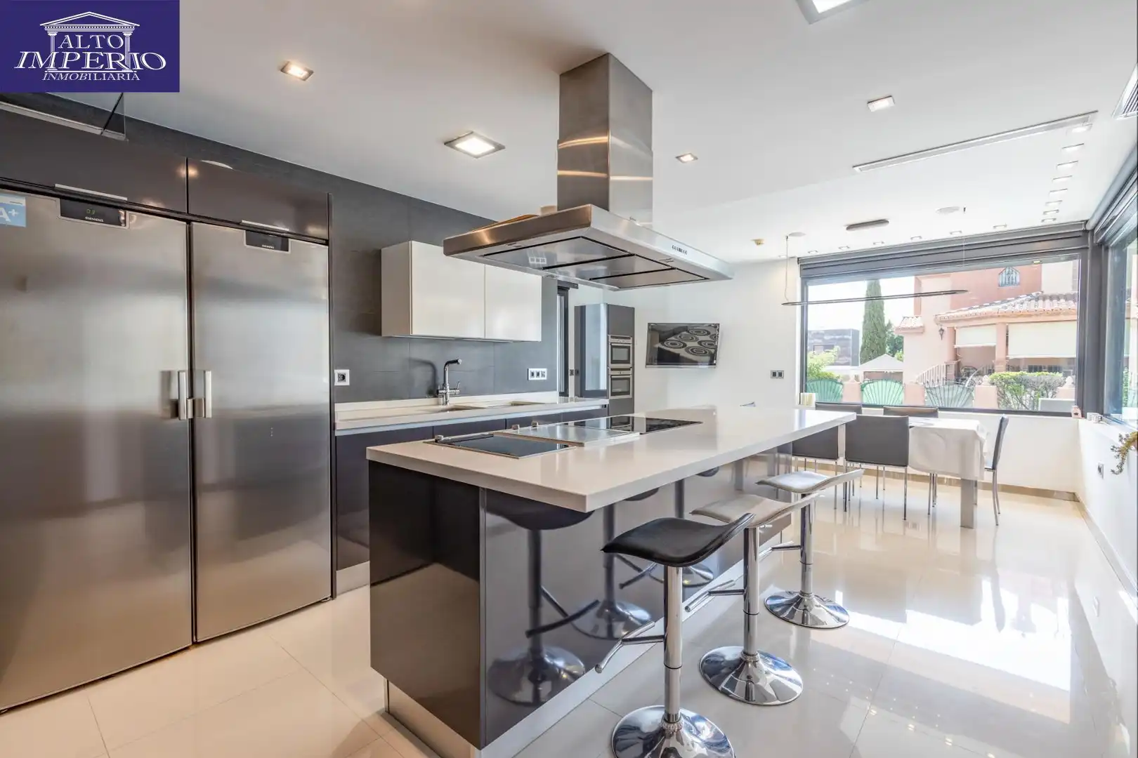 Chalet con piscina en venta en Urbanizacion EL CARMELO, imagen 16