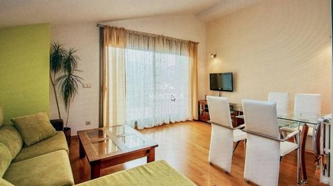 Apartamento luminoso situado en Hort de Godi con gran terraza y vistas, imatge 2