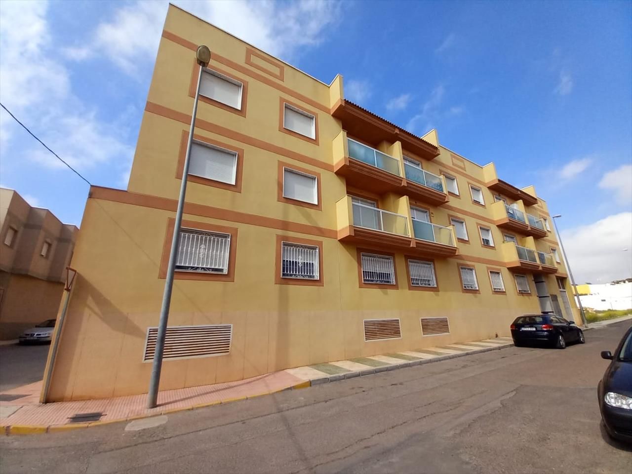 Außenansicht von Wohnung zum verkauf in Vícar