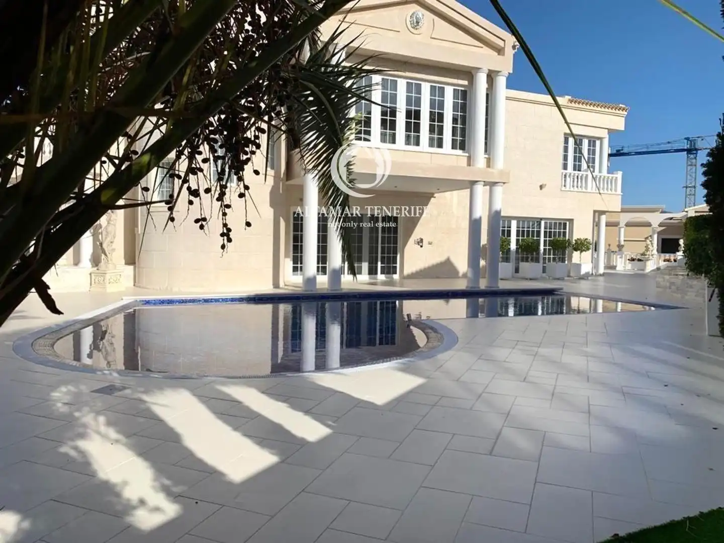 Casa con piscina en venta en CALLE ALCOJORA, imagen 2
