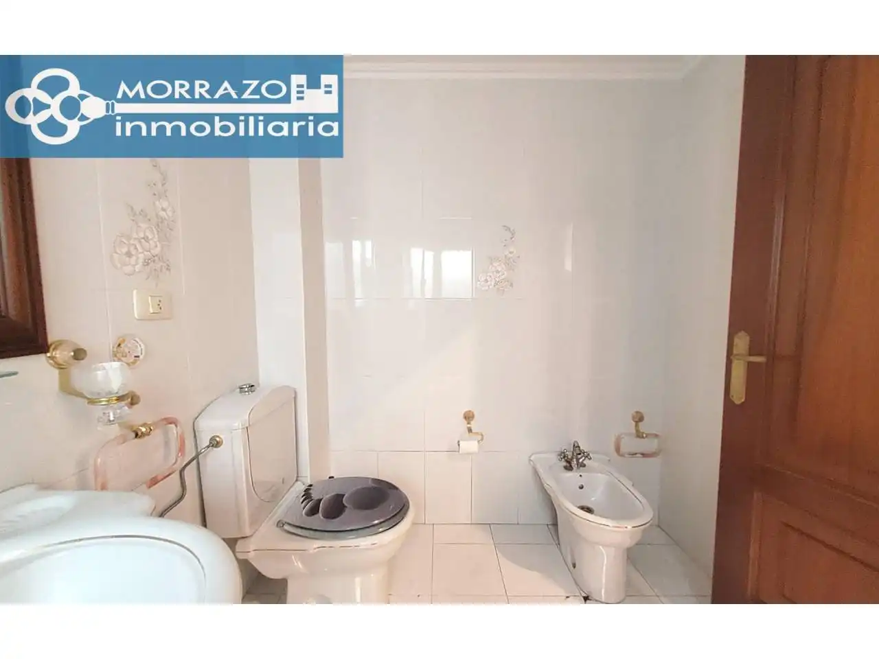 Bathroom of Flat for sale in Bueu  with Heating, Parquet flooring and Terrace