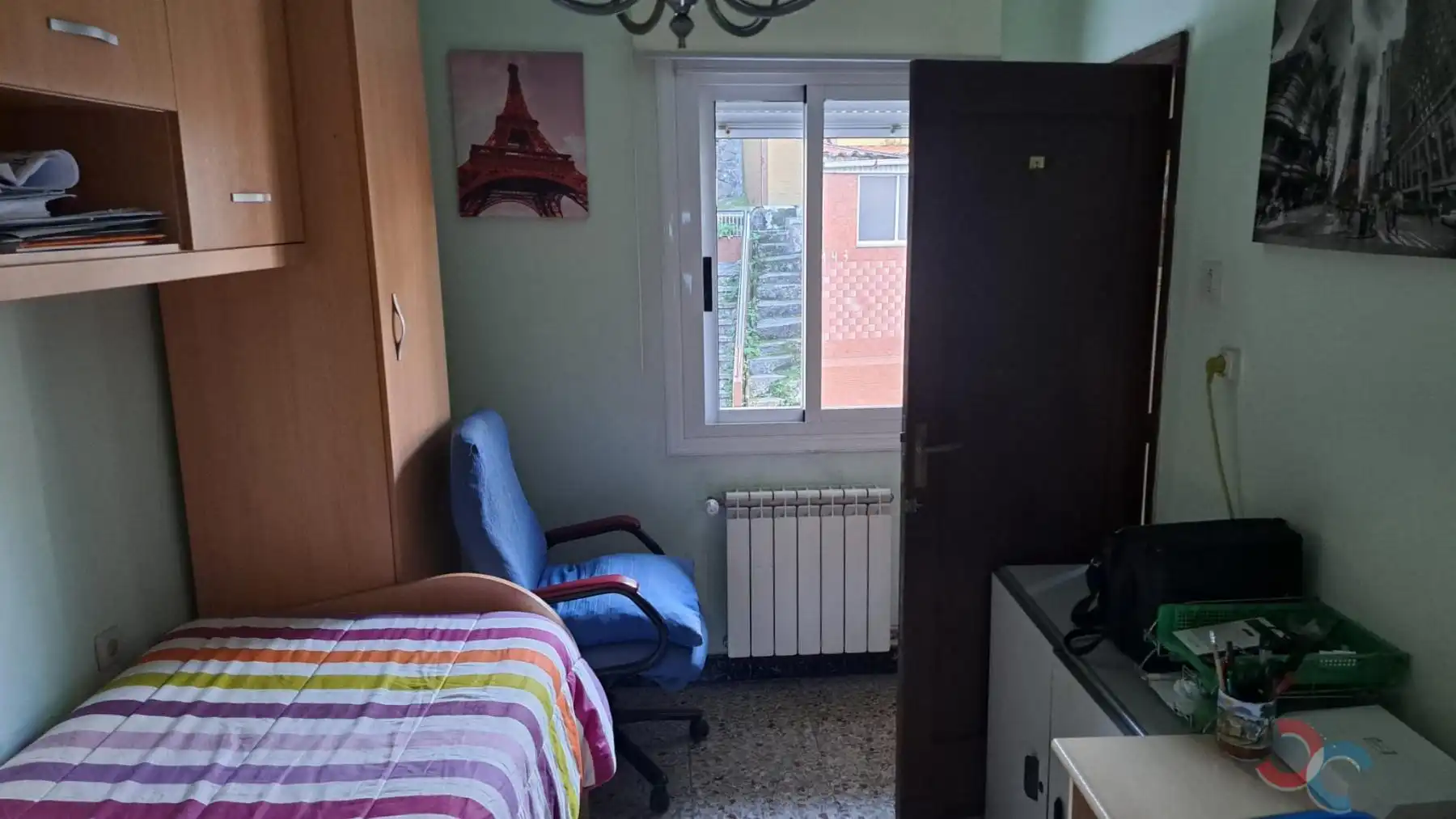 Dormitori de Casa o xalet en venda en Pontevedra Capital  amb Calefacció i Terrassa
