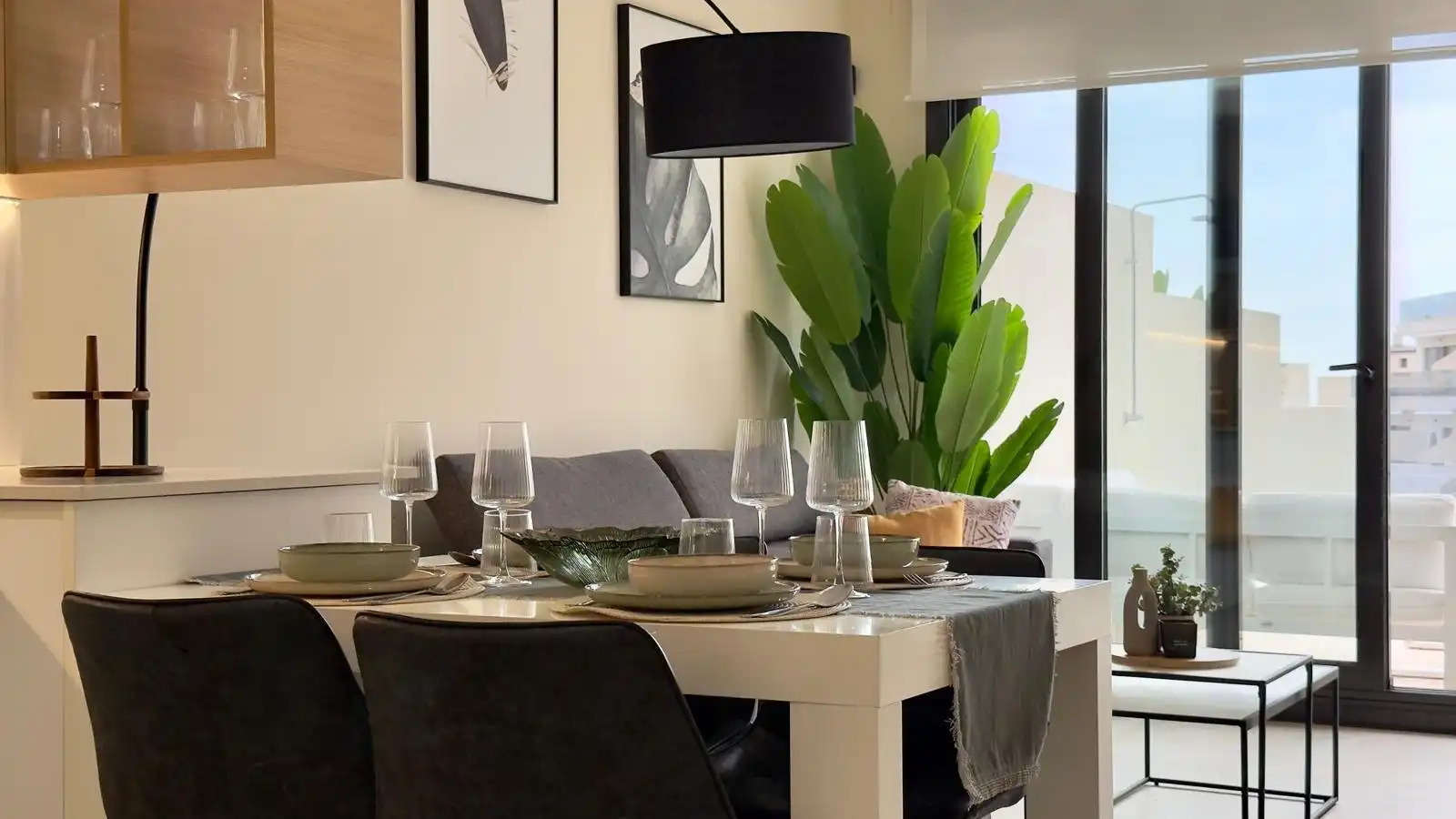 Casa o chalet de alquiler en Calle Londres, 9, Golf Bahía