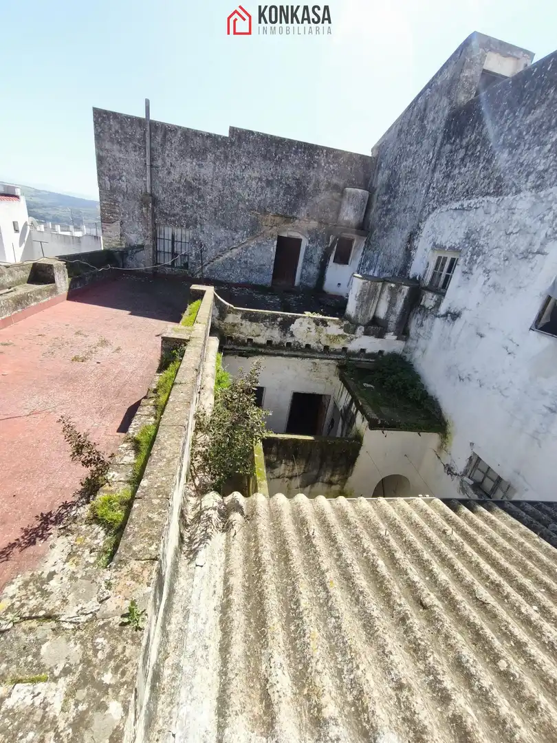 Vista exterior de Casa o xalet en venda en Arcos de la Frontera amb Terrassa i Traster