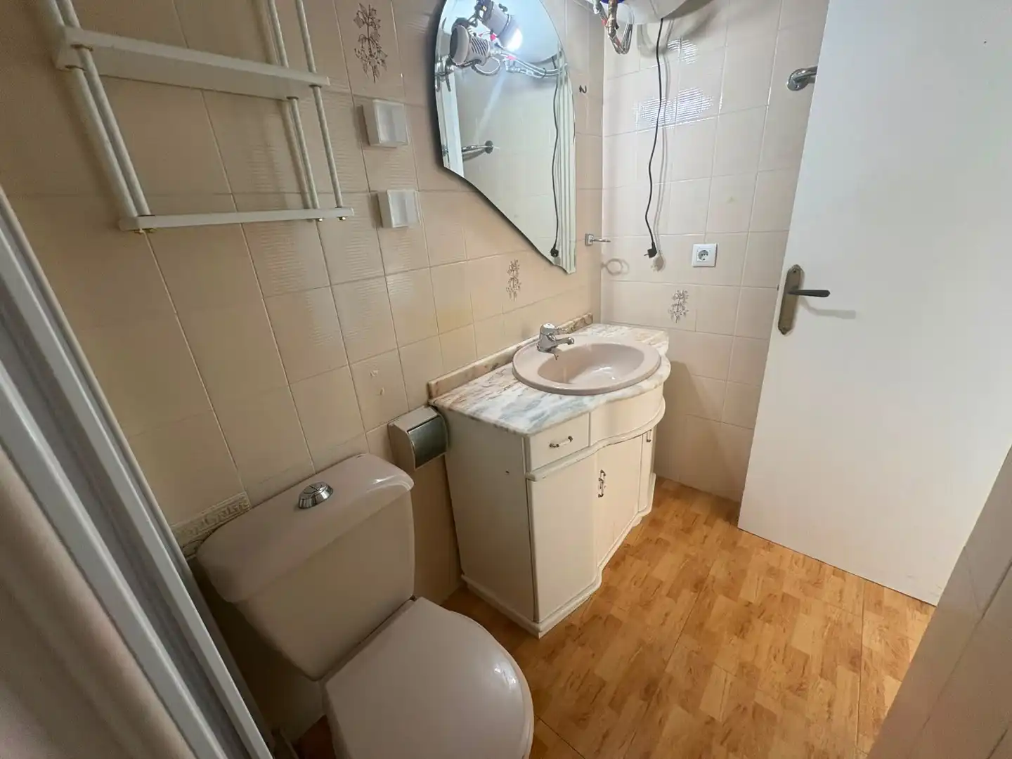 Bany de Apartament en venda en Torrevieja amb Aire condicionat, Terrassa i Internet