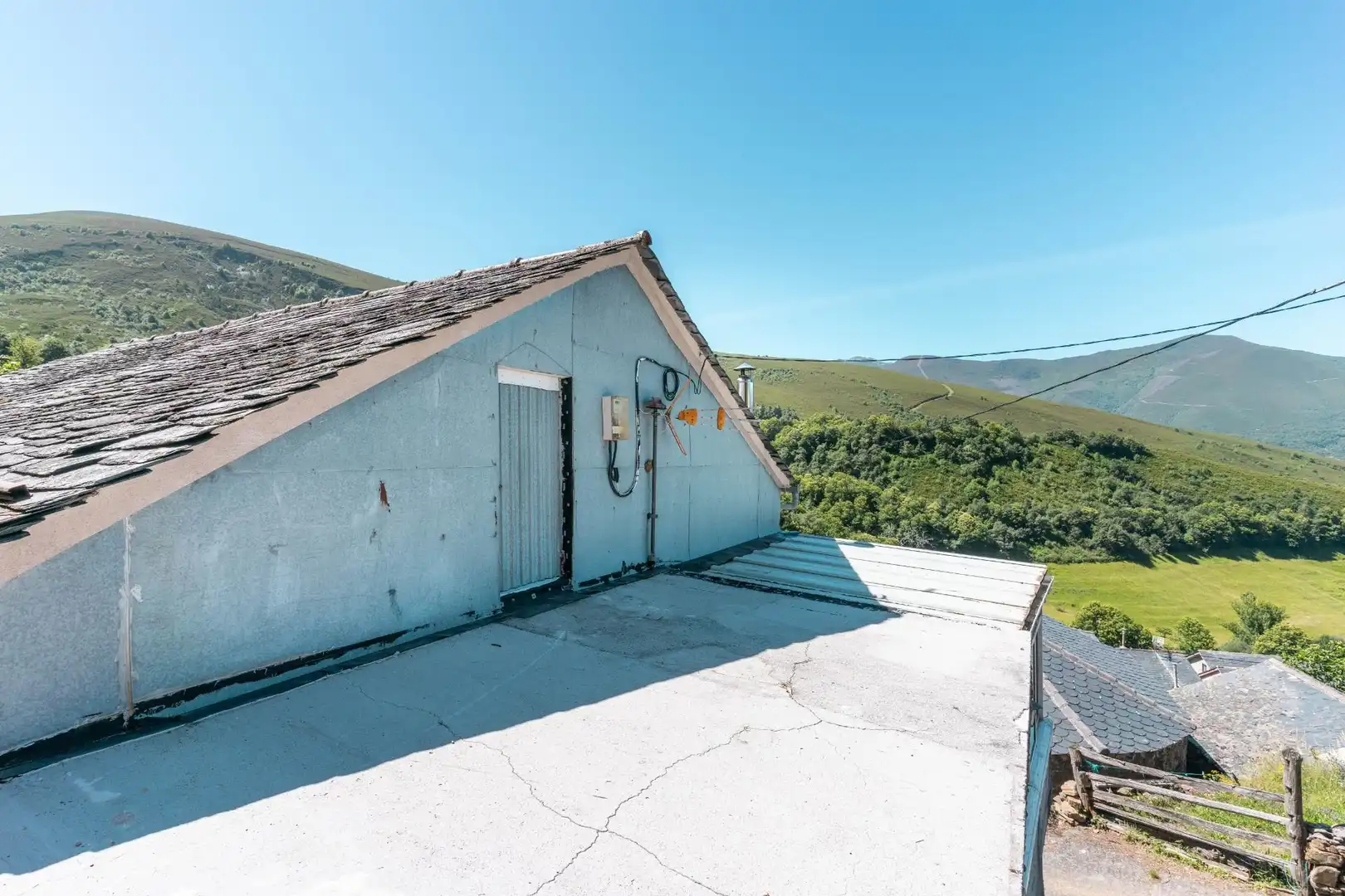 Vista exterior de Casa o xalet en venda en Ibias amb Calefacció, Terrassa i Moblat