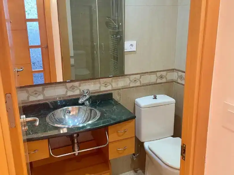Bany de Pis de lloguer en Delicias
