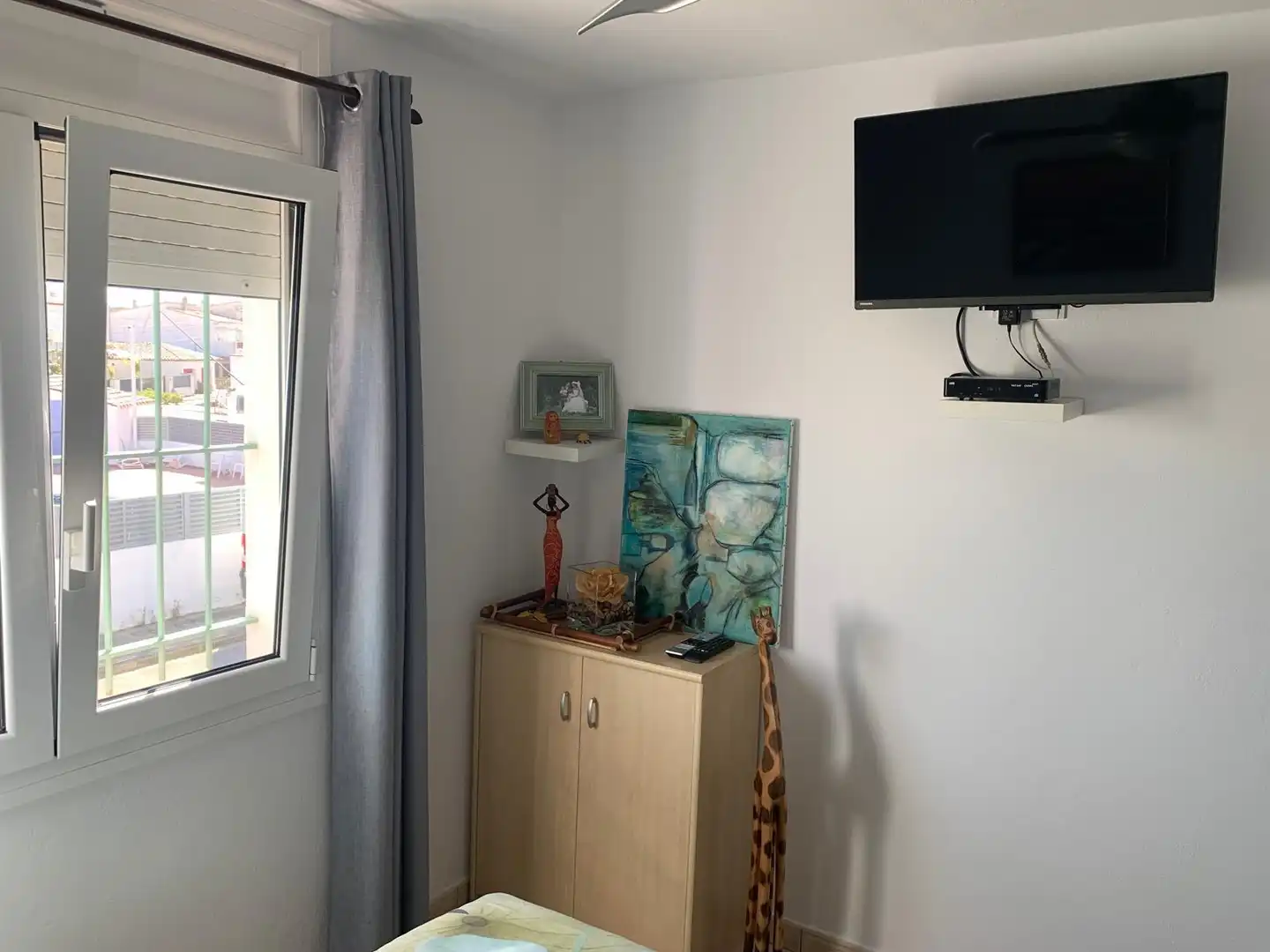 Habitación de Casa adosada en venta en Roses con Aire acondicionado, Calefacción y Jardín privado