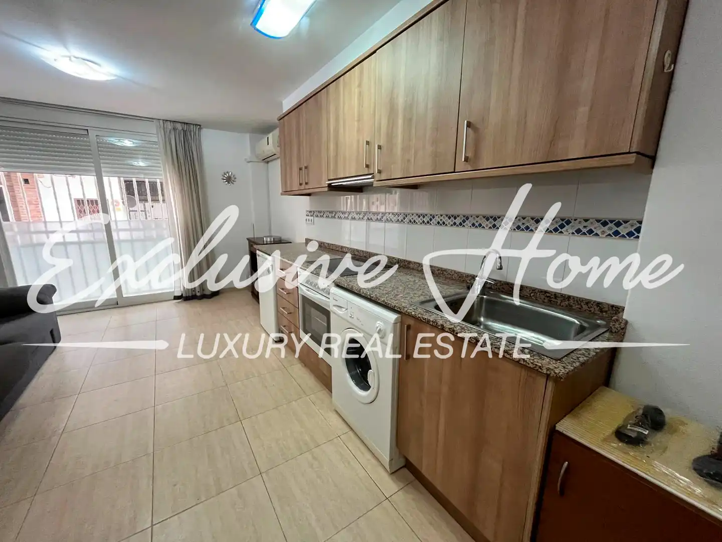 Exterior view of Flat for sale in Benicarló  with Air Conditioner, Furnished and Oven
