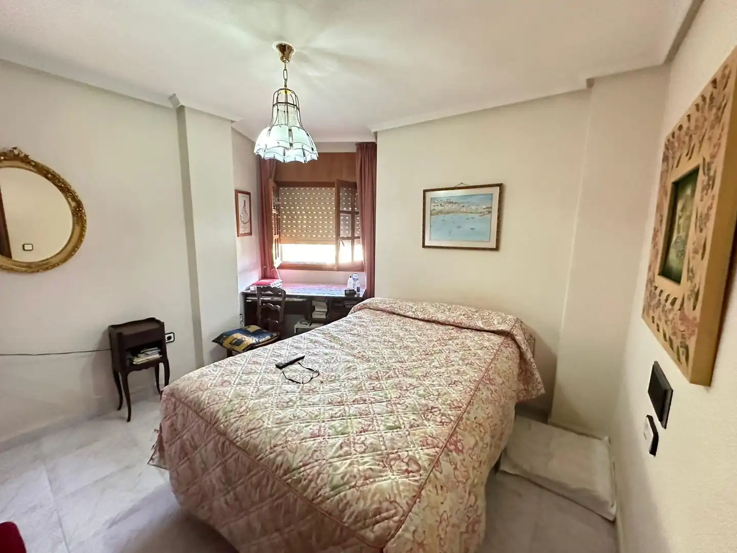 Dormitori de Casa o xalet en venda en Alicante / Alacant amb Jardí privat, Terrassa i Traster
