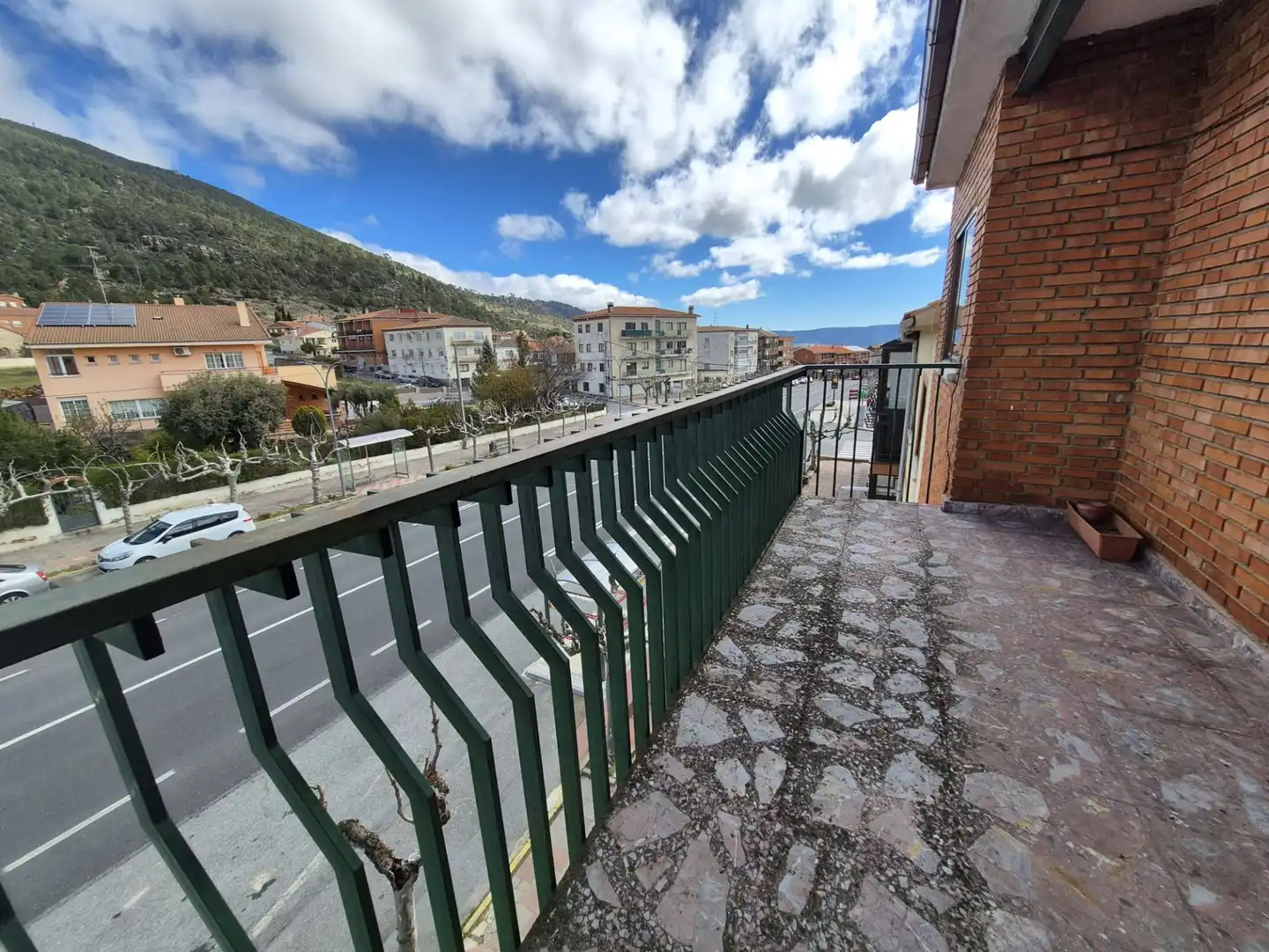 Vista exterior de Piso en venta en El Barraco  con Calefacción, Terraza y Amueblado