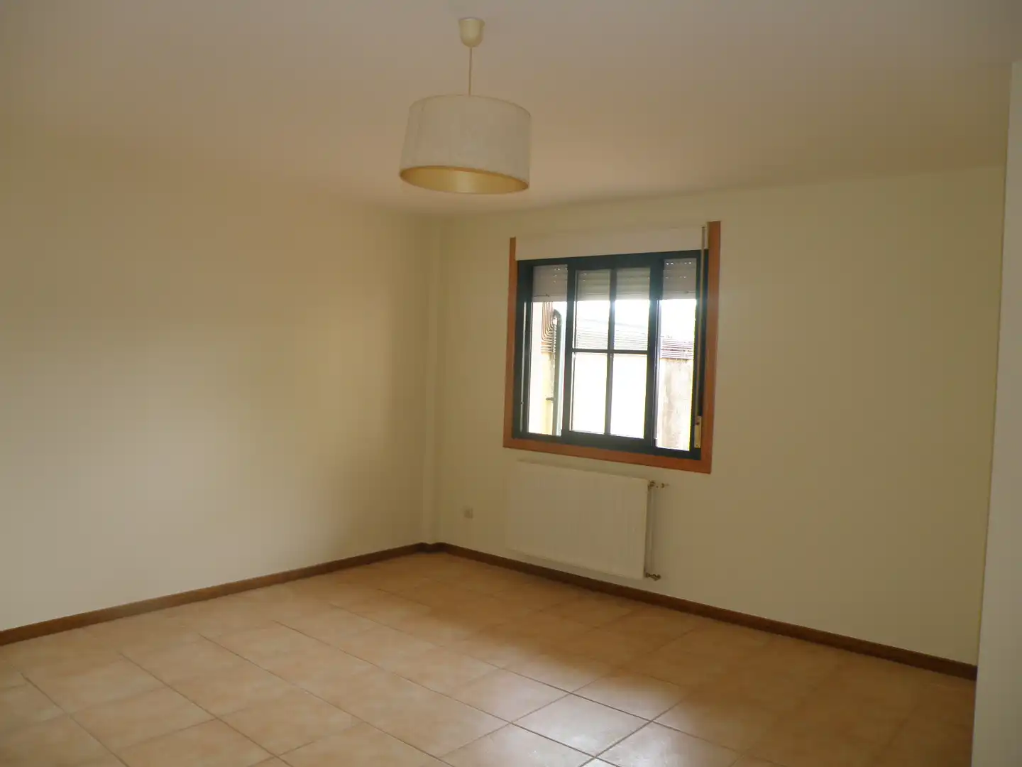 Ground floor for sale in Dodro  with Heating