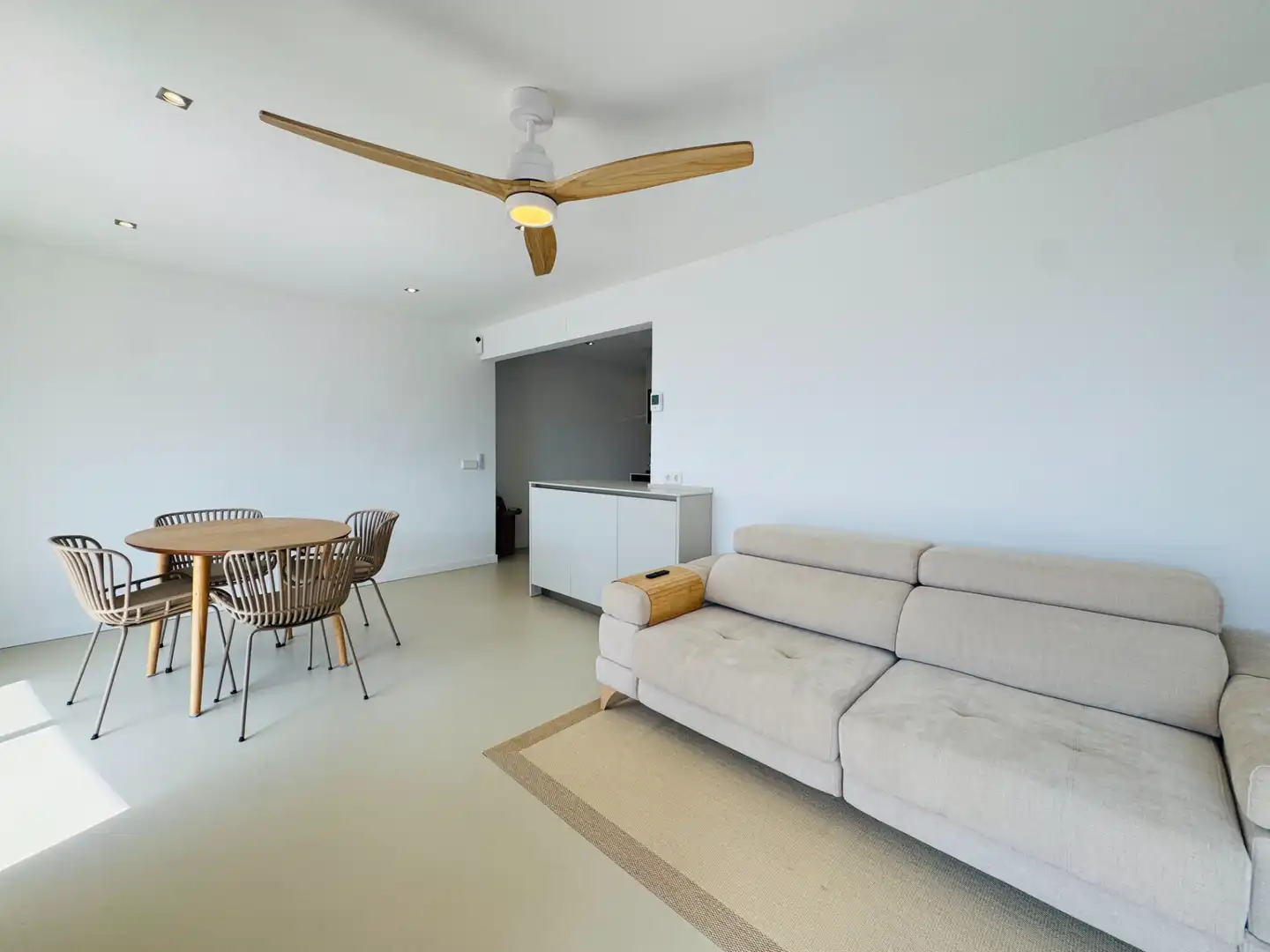Sala d'estar de Pis en venda en Sant Pol de Mar amb Aire condicionat, Calefacció i Terrassa