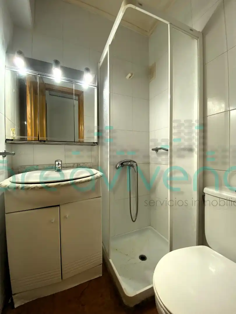 Baño de Piso en venta en Castellón de la Plana / Castelló de la Plana con Amueblado