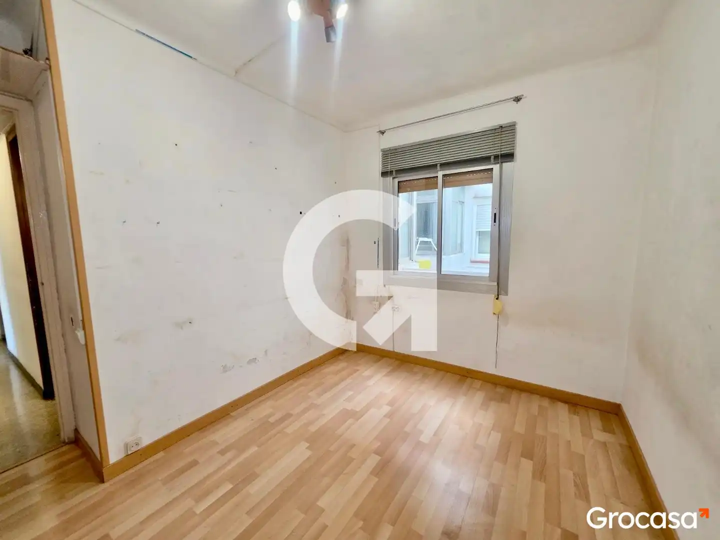 Bedroom of Flat for sale in Cornellà de Llobregat  with Air Conditioner, Heating and Oven