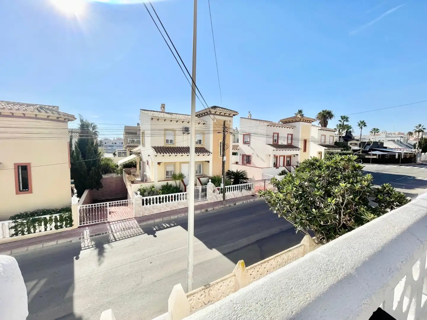 Vista exterior de Apartamento de alquiler en Torrevieja con Aire acondicionado, Calefacción y Terraza
