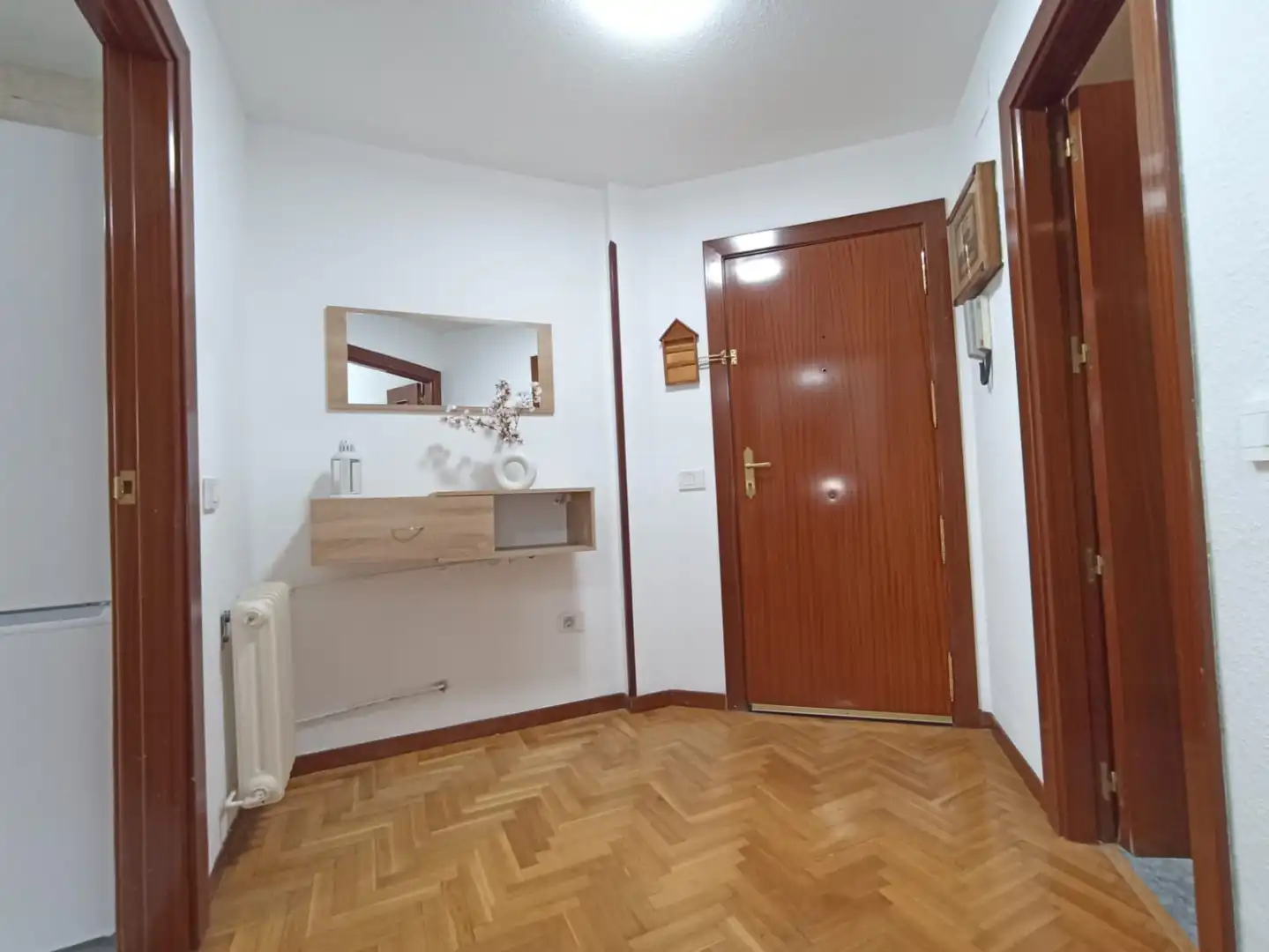 Room in Carretera de Torrelodones, 30, Casa Amarilla
