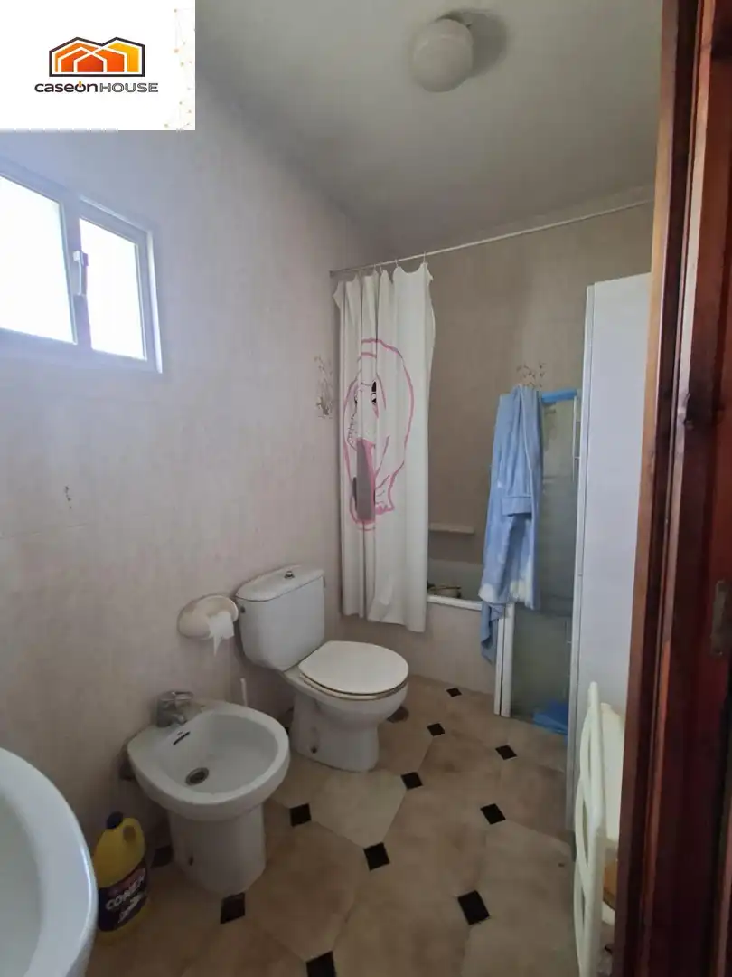 Baño de Casa o chalet en venta en Chiclana de la Frontera con Terraza y Piscina comunitaria
