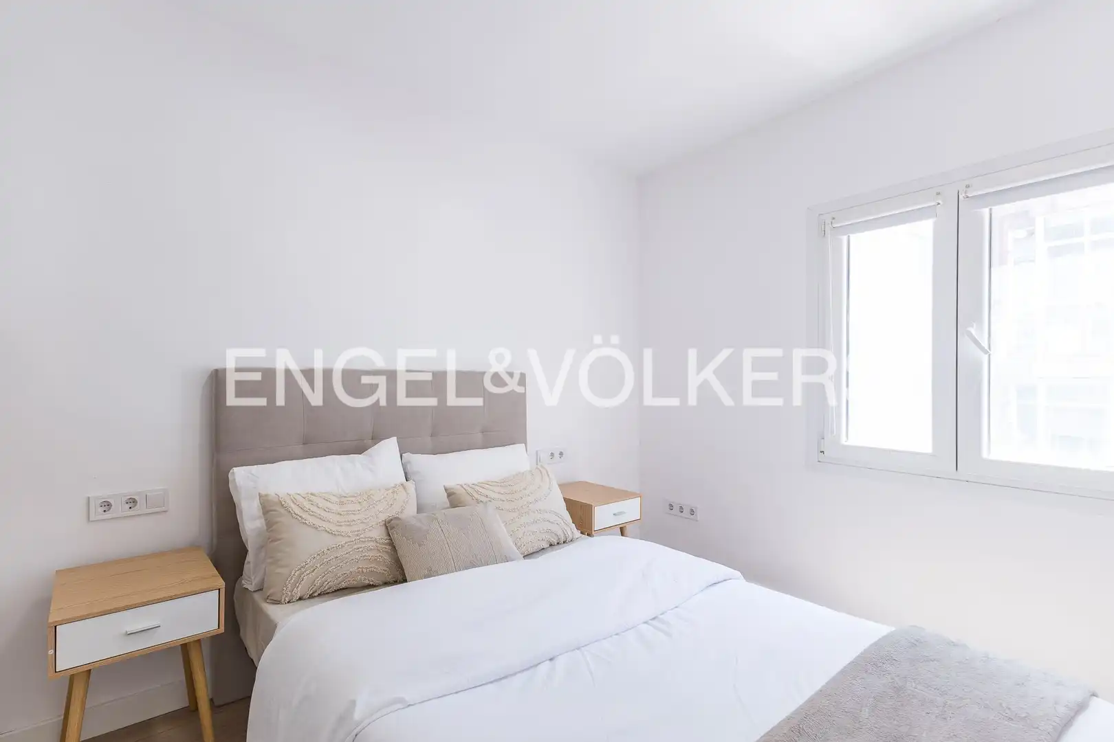 Habitación de Piso en venta en L'Hospitalet de Llobregat con Aire acondicionado, Calefacción y Terraza