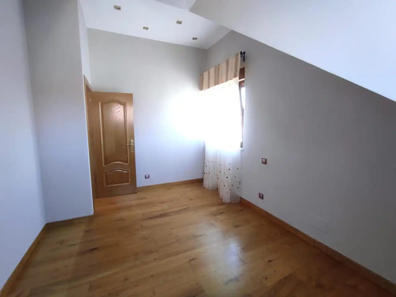 Habitación de Casa o chalet en venta en Marina de Cudeyo con Calefacción, Jardín privado y Parquet