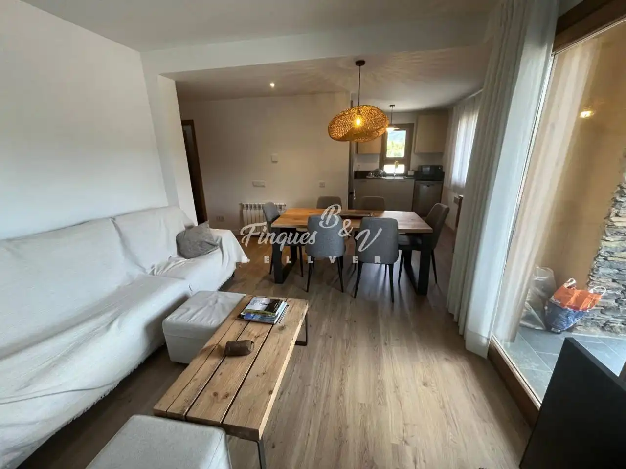 Wohnzimmer von Wohnungen zum Verkauf in Bellver de Cerdanya mit Klimaanlage, Heizung und Parkett