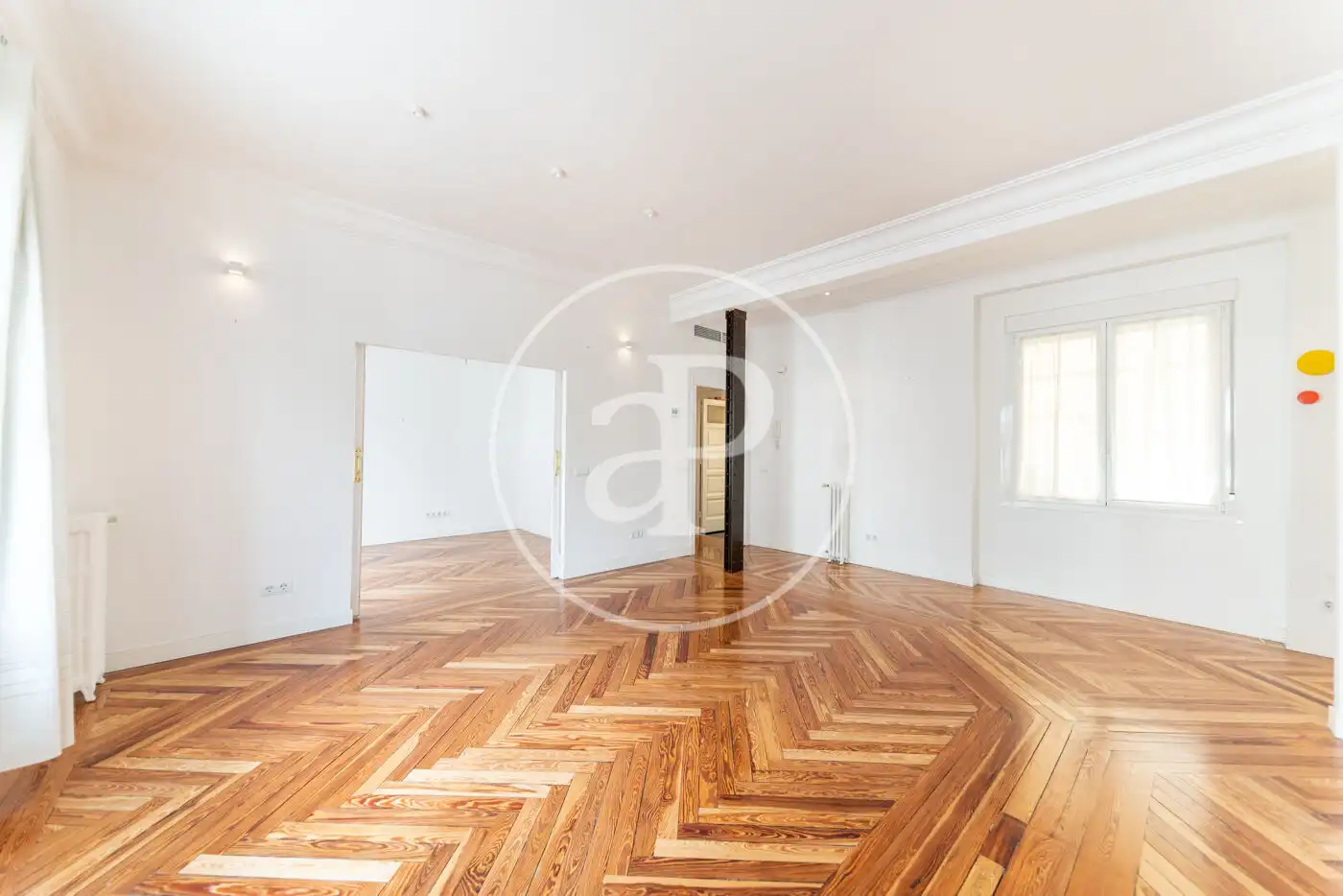 Living room of Flat for rent in Madrid  with Air Conditioner and Heating