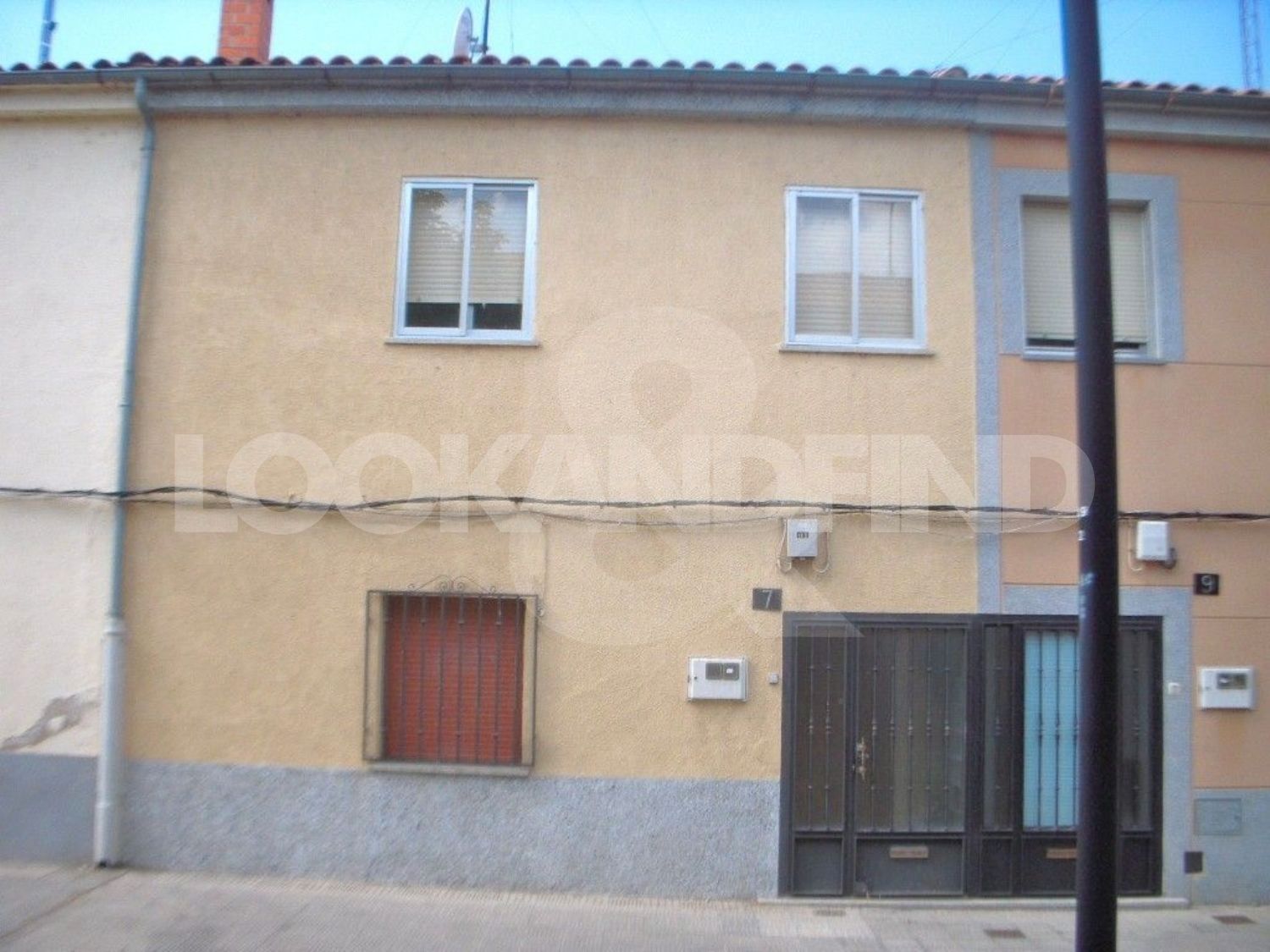 Exterior view of Single-family semi-detached to rent in Salamanca Capital  with Heating, Parquet flooring and Furnished