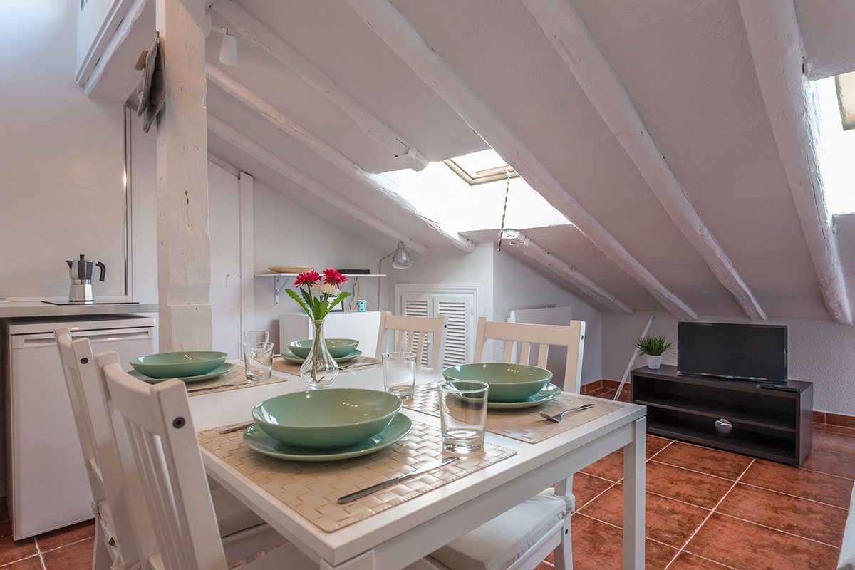 Dining room of Flat to rent in  Madrid Capital  with Air Conditioner, Heating and Furnished