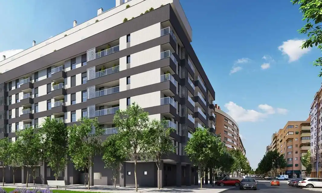 Vista exterior de Local en venta en Valladolid Capital