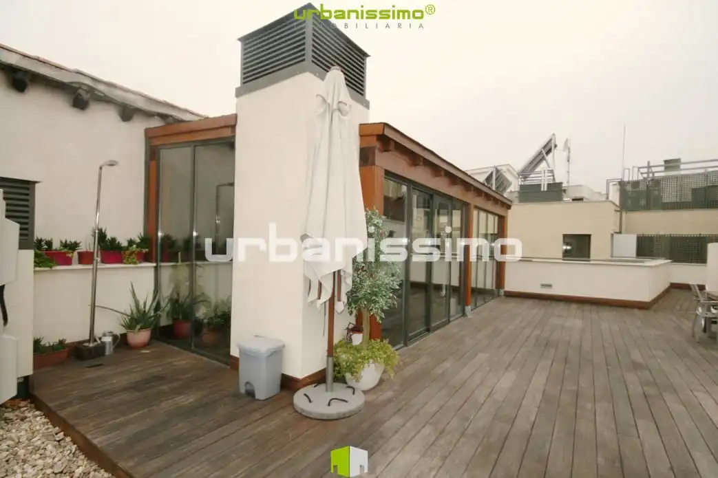 Terraza de Apartamento de alquiler en Madrid con Aire acondicionado, Calefacción y Amueblado