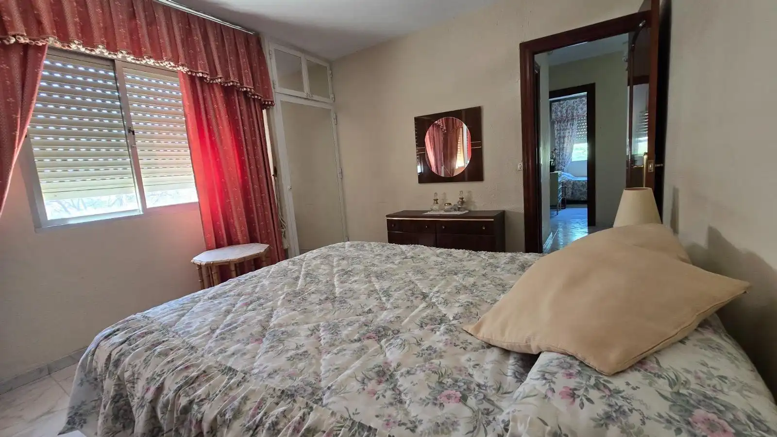 Bedroom of Apartments for sale in Marbella  with Air Conditioner, Terrace and Furnished