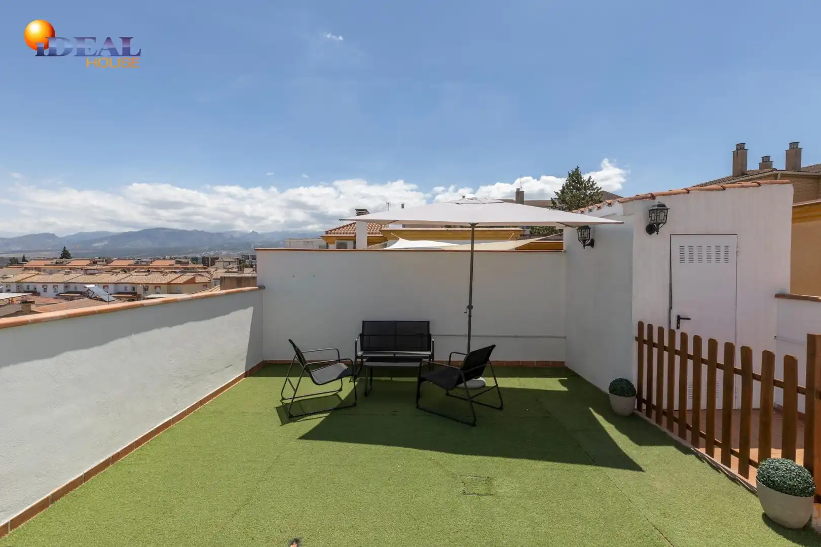 Terraza de Ático en venta en Alhendín con Aire acondicionado, Terraza y Trastero