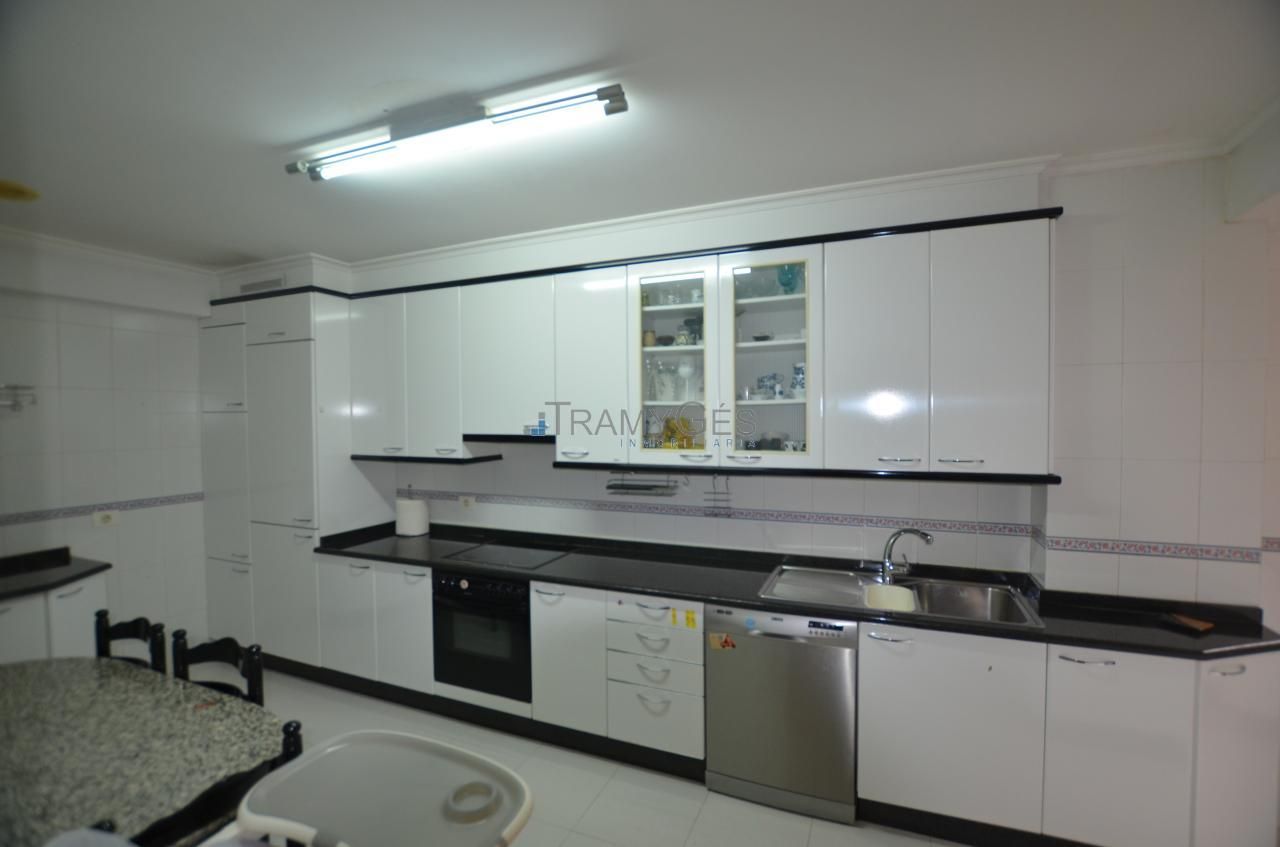 Kitchen of Flat for sale in Tui  with Heating, Furnished and Balcony