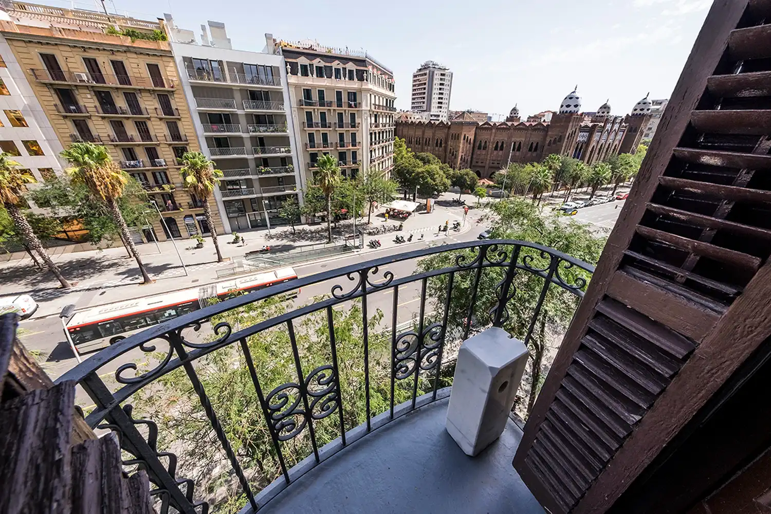 Vista exterior de Piso de alquiler en Barcelona con Aire acondicionado, Calefacción y Parquet