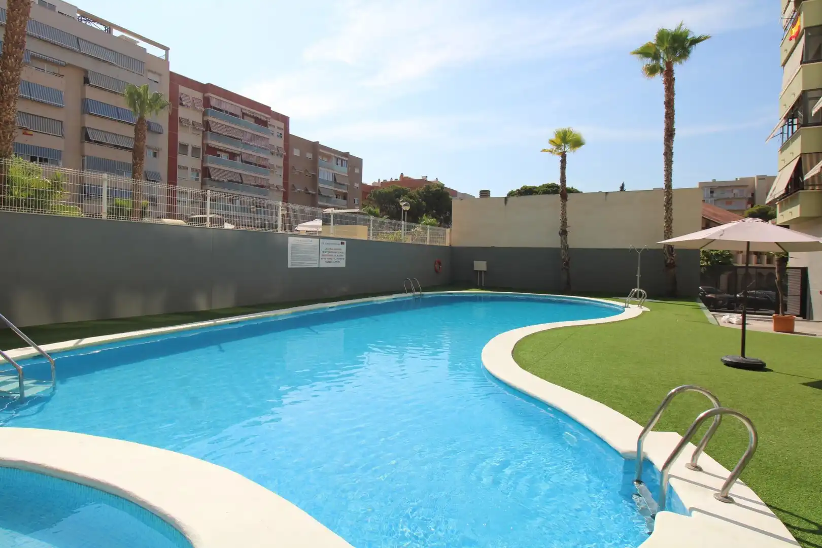 Swimming pool of Attic for sale in Alicante / Alacant  with Heating, Private garden and Terrace