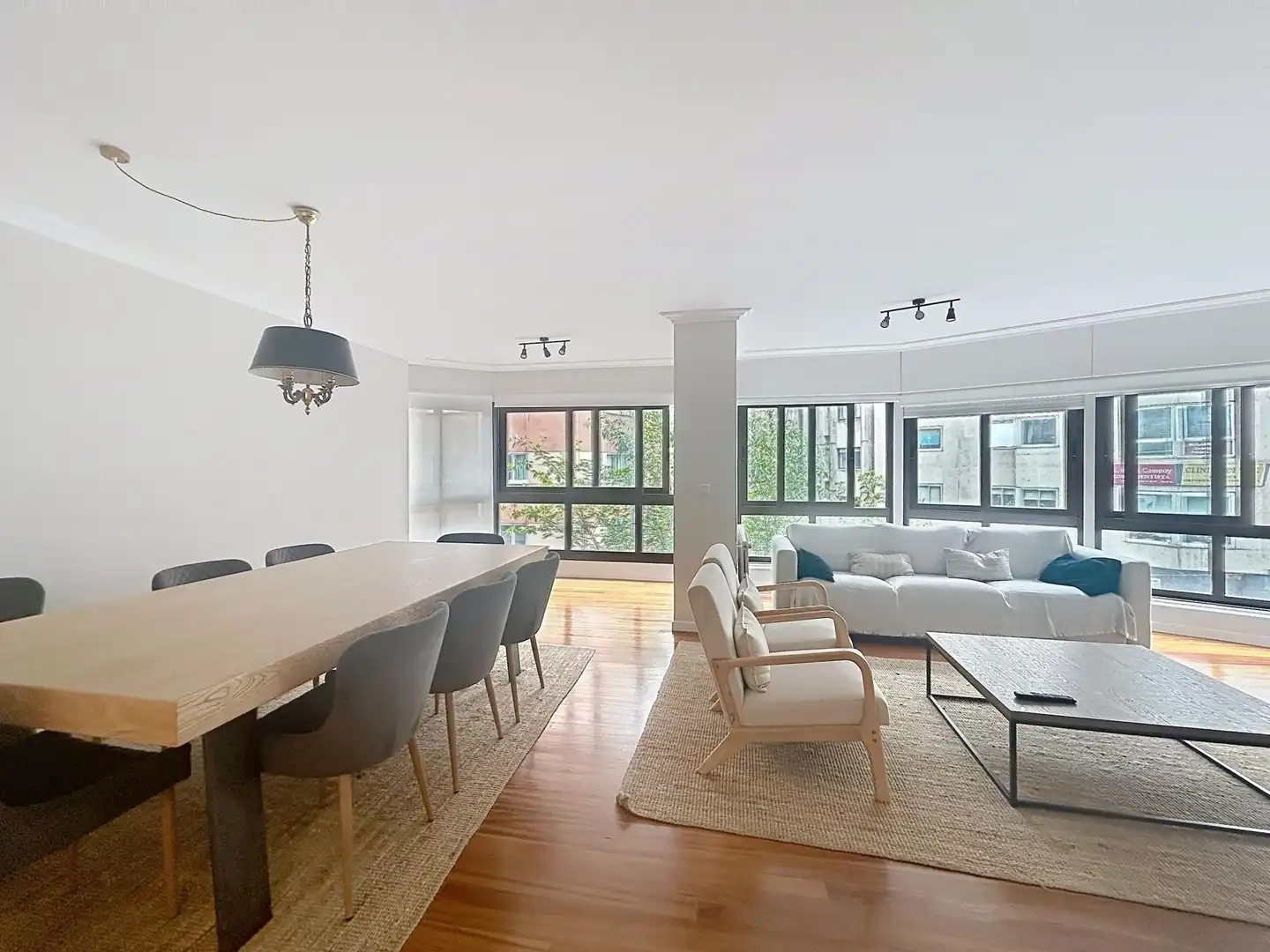 Sala de estar de Piso en venta en Santiago de Compostela 