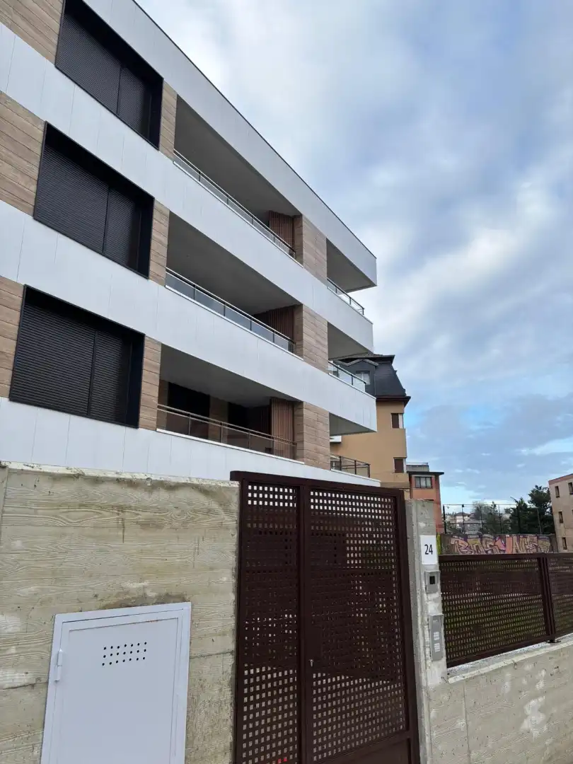 Vista exterior de Piso en venta en Donostia - San Sebastián  con Calefacción, Terraza y Trastero