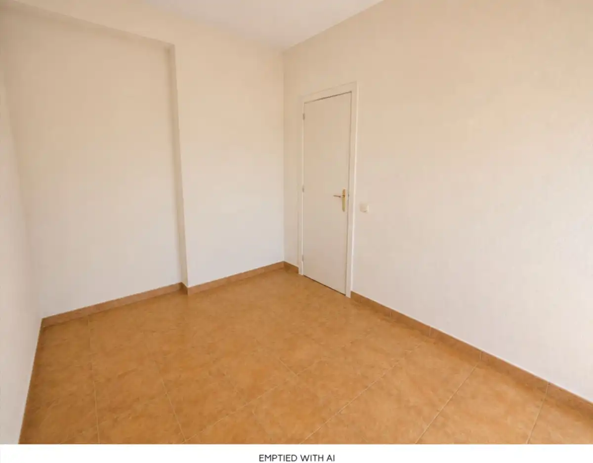 Habitación de Apartamento en venta en Fuengirola con Terraza y Amueblado