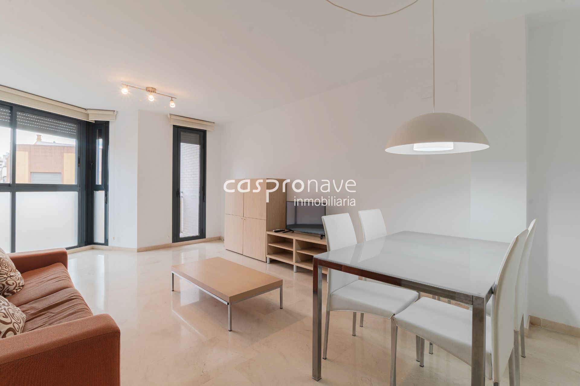 Living room of Study for sale in Castellón de la Plana / Castelló de la Plana  with Air Conditioner and Furnished