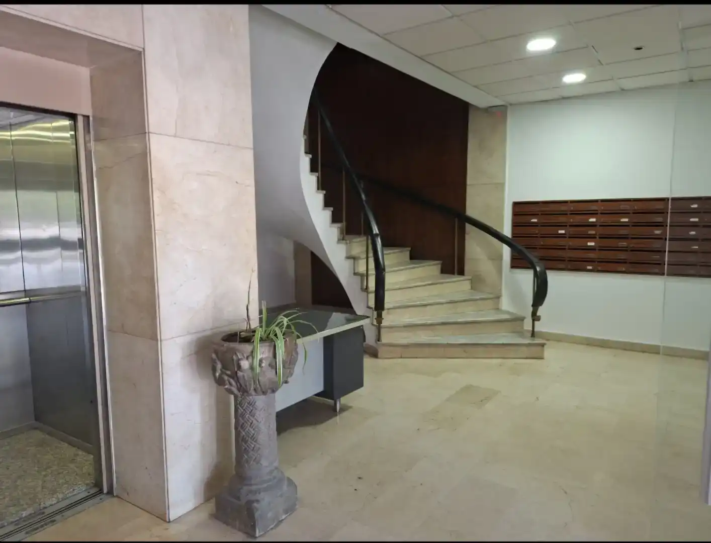 Estudi en venda en  Sevilla Capital amb Aire condicionat
