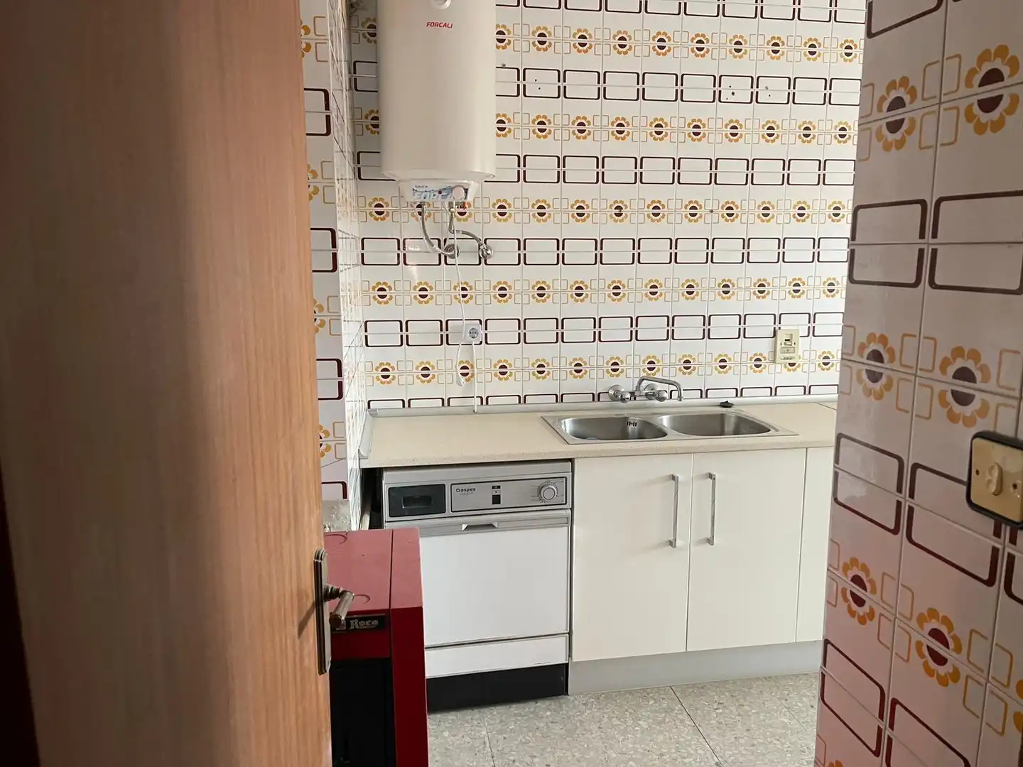 Kitchen of Flat for sale in Saldaña  with Heating, Terrace and Furnished